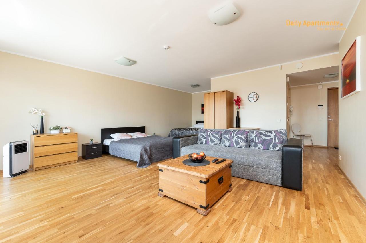 Luxury Suites - Viru Keskus By Rikas Hotels Talin Exterior foto